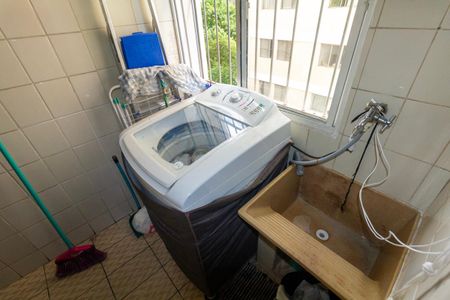 Apartamento à venda com 68m², 2 quartos e 1 vagaÁrea de Serviço