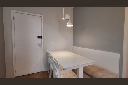Apartamento para alugar com 98m², 2 quartos e 2 vagasSala