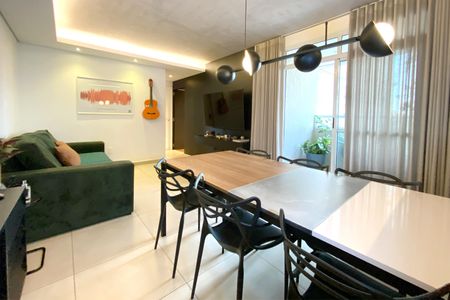 Sala de apartamento à venda com 3 quartos, 78m² em Nova Suíça, Belo Horizonte