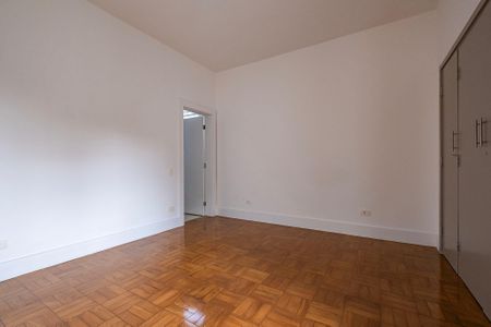 Apartamento à venda com 199m², 3 quartos e 2 vagas Apartamento à venda com 199m², 3 quartos e 2 vagasSuíte