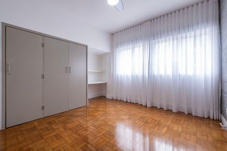 Apartamento à venda com 199m², 3 quartos e 2 vagas Apartamento à venda com 199m², 3 quartos e 2 vagasQuarto 2