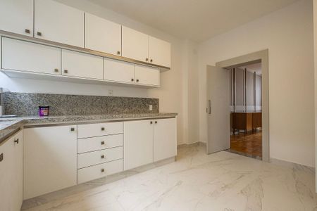 Apartamento à venda com 199m², 3 quartos e 2 vagas Apartamento à venda com 199m², 3 quartos e 2 vagasCozinha