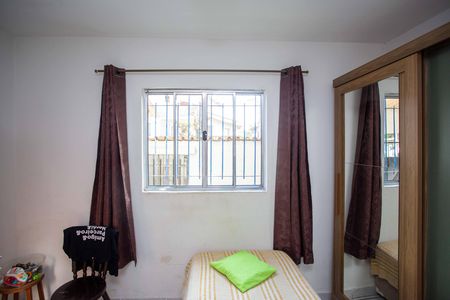Casa à venda com 250m², 4 quartos e sem vagaQuarto Casa 1