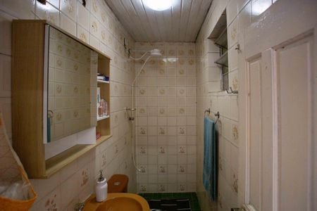 Casa à venda com 250m², 4 quartos e sem vagaBanheiro Casa 1