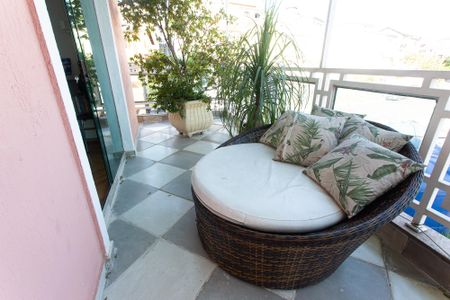 Varanda da Suíte 1 de casa à venda com 3 quartos, 350m² em Jardim Textil, São Paulo