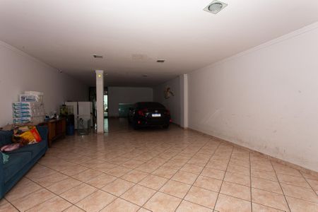 Casa para alugar com 350m², 3 quartos e 5 vagas