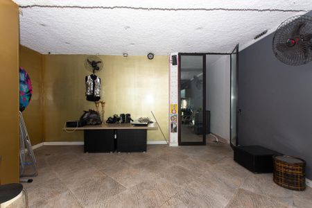 Casa para alugar com 350m², 3 quartos e 5 vagas Casa para alugar com 350m², 3 quartos e 5 vagasEspaço Gourmet