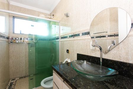 Casa para alugar com 350m², 3 quartos e 5 vagas Casa para alugar com 350m², 3 quartos e 5 vagasBanheiro
