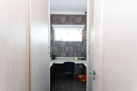 Casa para alugar com 350m², 3 quartos e 5 vagas Casa para alugar com 350m², 3 quartos e 5 vagasEscritório