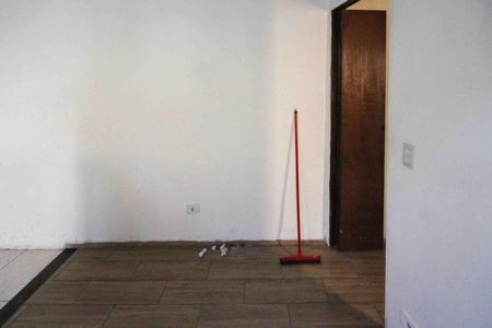Casa para alugar com 2 quartos, 24m² em Vila Bancaria, São Paulo