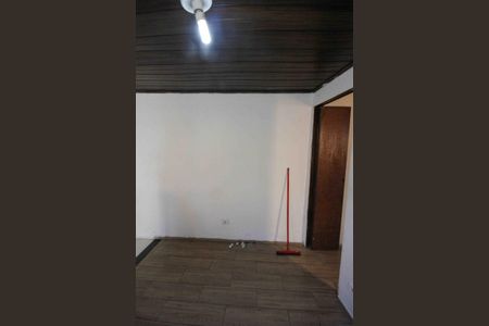 Casa para alugar com 2 quartos, 24m² em Vila Bancaria, São Paulo