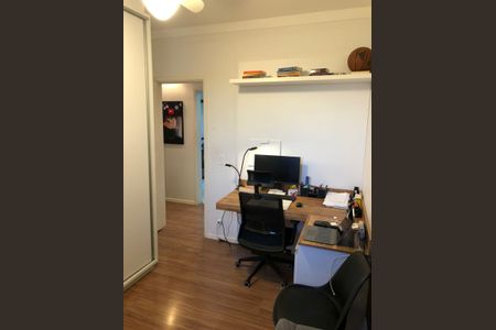 Apartamento à venda com 76m², 2 quartos e 1 vagaQuarto