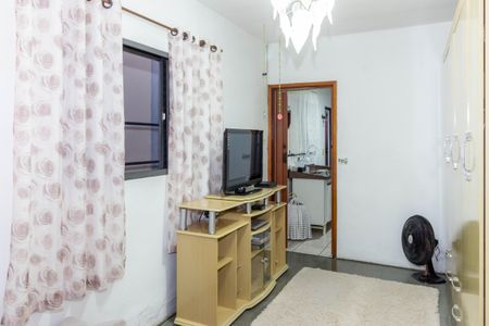 Sala de casa para alugar com 1 quarto, 50m² em Jardim Santo Elias, São Paulo