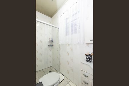 Banheiro de casa para alugar com 1 quarto, 50m² em Jardim Santo Elias, São Paulo