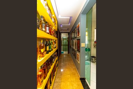 Apartamento à venda com 69m², 2 quartos e sem vagaCorredor - Quartos