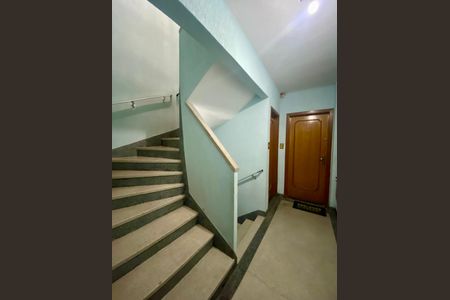 Apartamento à venda com 69m², 2 quartos e sem vagaÁrea comum