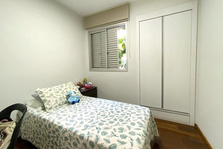 Apartamento à venda com 120m², 3 quartos e 2 vagasQuarto 3