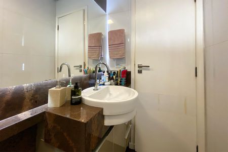 Apartamento à venda com 120m², 3 quartos e 2 vagasBanheiro da Suíte