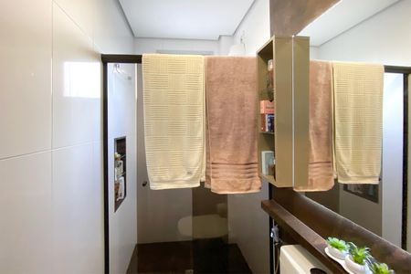 Apartamento à venda com 120m², 3 quartos e 2 vagasBanheiro da Suíte