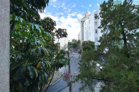 Apartamento à venda com 120m², 3 quartos e 2 vagasVista Quarto 2