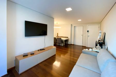 Apartamento à venda com 120m², 3 quartos e 2 vagasSala