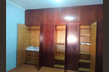 Quarto de casa à venda com 3 quartos, 263m² em Jardim Dabril, Osasco