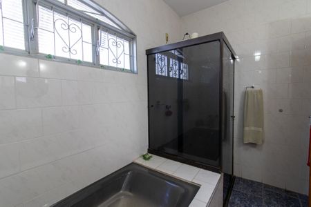 Casa à venda com 270m², 4 quartos e 4 vagas Casa à venda com 270m², 4 quartos e 4 vagasBanheiro da Suíte