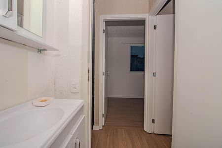 Apartamento à venda com 41m², 2 quartos e 1 vaga Apartamento à venda com 41m², 2 quartos e 1 vagaBanheiro