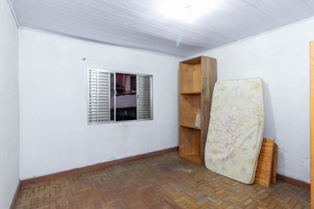 Quarto 1 de casa para alugar com 2 quartos, 40m² em Jardim Santo Elias, São Paulo