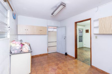 Cozinha de casa para alugar com 2 quartos, 40m² em Jardim Santo Elias, São Paulo