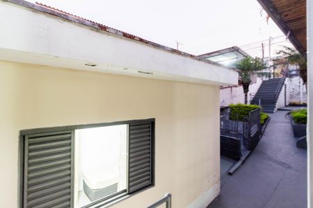 Sala - Vista de casa para alugar com 2 quartos, 40m² em Jardim Santo Elias, São Paulo