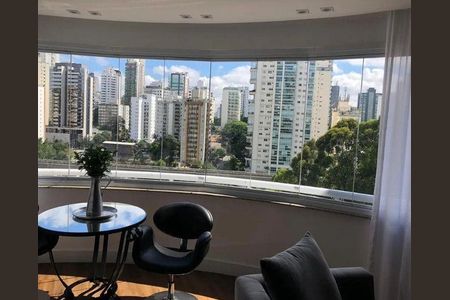 Apartamento à venda com 135m², 3 quartos e 3 vagas