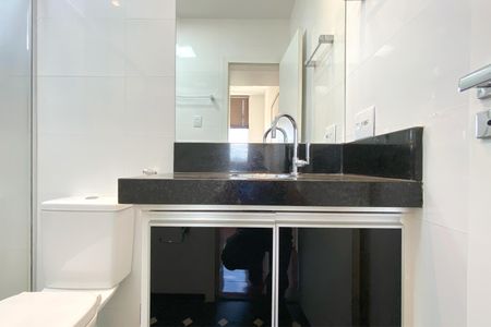 Apartamento à venda com 42m², 1 quarto e 2 vagasBanheiro da Suíte