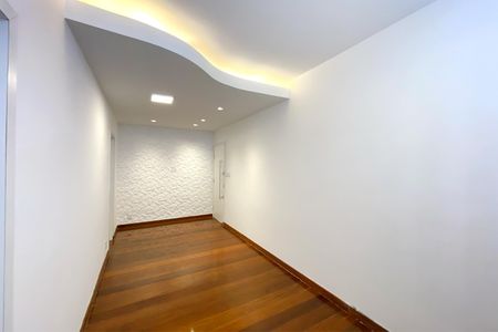 Sala de apartamento à venda com 1 quarto, 42m² em Colégio Batista, Belo Horizonte