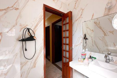 Apartamento à venda com 70m², 2 quartos e 1 vagaBanheiro Social