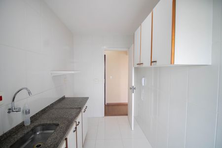 Apartamento à venda com 54m², 2 quartos e 1 vagaCOZINHA