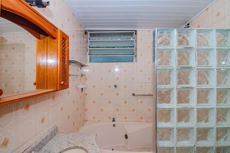 Apartamento à venda com 62m², 2 quartos e 1 vaga Apartamento à venda com 62m², 2 quartos e 1 vagaBanheiro