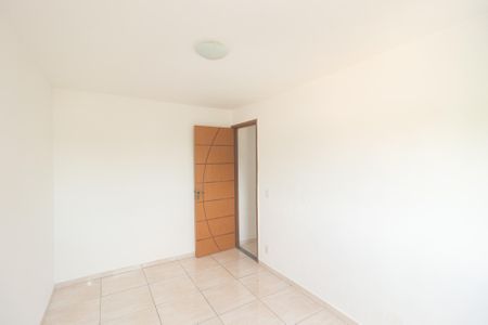 Quarto 1 de apartamento para alugar com 2 quartos, 70m² em Santa Cruz, Rio de Janeiro