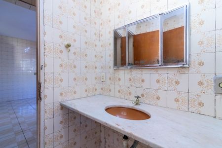 Casa para alugar com 90m², 2 quartos e sem vagaBanheiro
