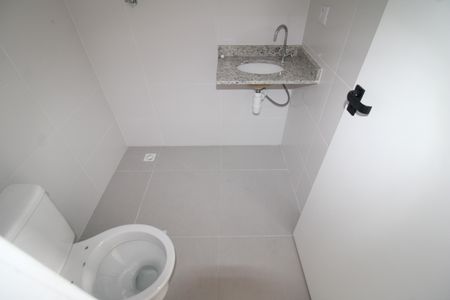 Apartamento à venda com 40m², 2 quartos e sem vagaBanheiro