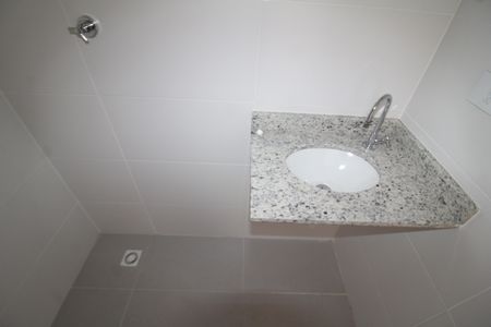 Apartamento à venda com 40m², 2 quartos e sem vagaBanheiro