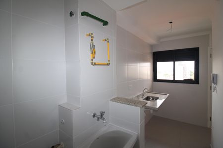Sala / Cozinha de apartamento à venda com 2 quartos, 37m² em Vila Constança, São Paulo