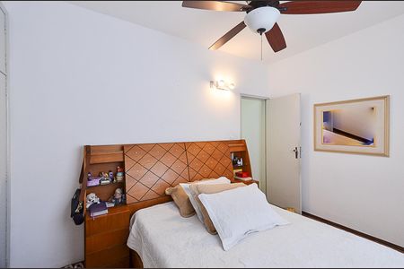 Apartamento à venda com 102m², 4 quartos e 1 vagaQuarto 3