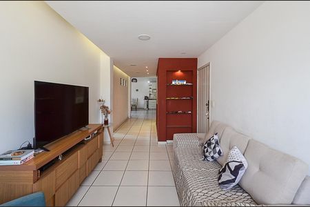 Apartamento à venda com 102m², 4 quartos e 1 vagaSala de Estar