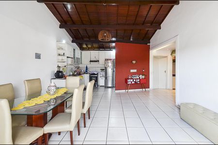 Apartamento à venda com 102m², 4 quartos e 1 vagaSala de Jantar