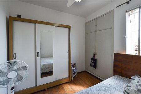 Apartamento à venda com 102m², 4 quartos e 1 vagaQuarto 1