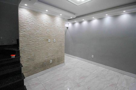 Quarto de casa para alugar com 1 quarto, 50m² em Fazenda da Juta, São Paulo