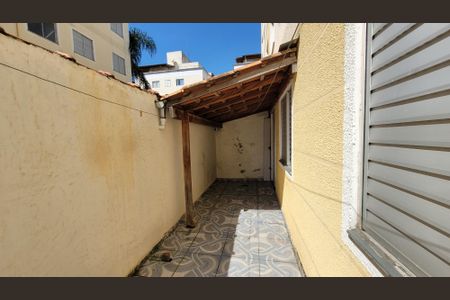 Apartamento para alugar com 42m², 2 quartos e 1 vagaÁrea de Serviço