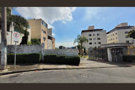 Apartamento para alugar com 42m², 2 quartos e 1 vagaFachada
