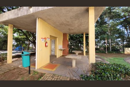 Apartamento para alugar com 42m², 2 quartos e 1 vagaÁrea comum - Churrasqueira
